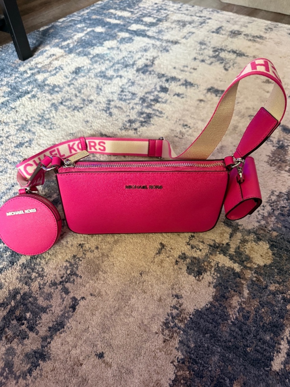 Michael kors purse